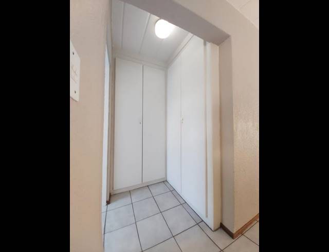 0 BEDROOM APARTMENT FOR SALE IN SUNDOWNER